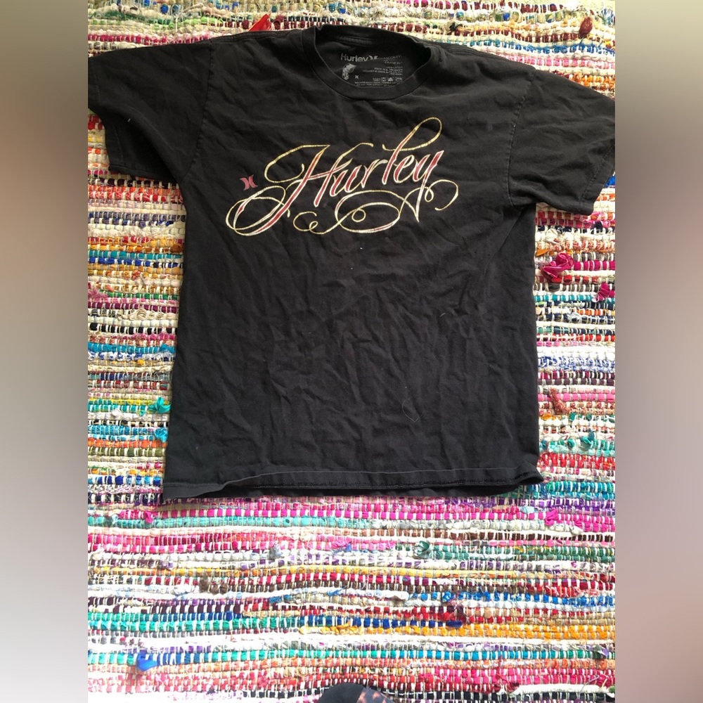 Men’s Hurley T-shirt